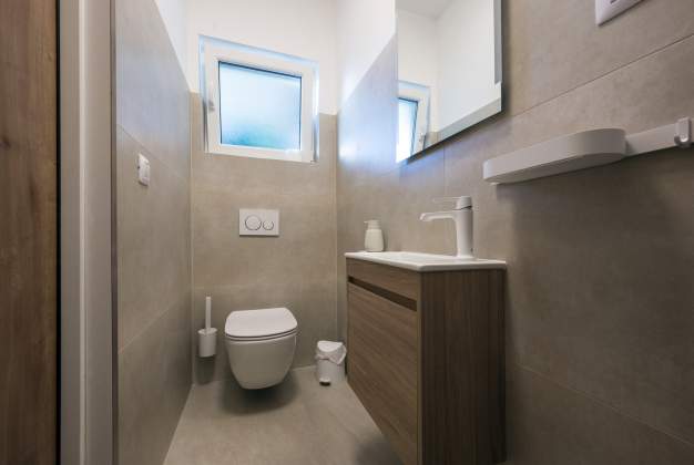 Apartment Vesna charming oasis with terrace for two, Mali Lošinj