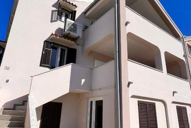 Apartment Ivana for 5 people with a view of the harbor, Mali Lošinj