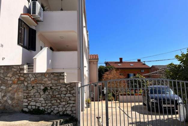 Apartment Ivana for 5 people with a view of the harbor, Mali Lošinj
