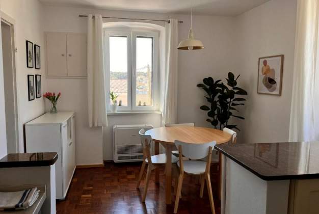 Apartment Ivana for 5 people with a view of the harbor, Mali Lošinj
