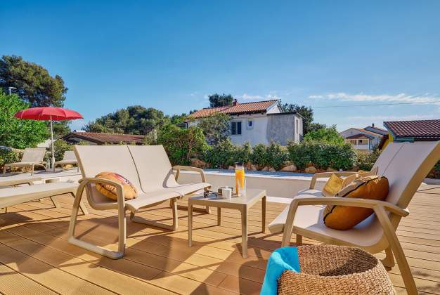 Villa Arta 1 Luxury penthouse with Pool for an Unforgettable Vacation