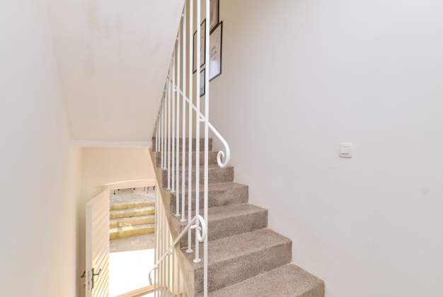 Luxury Haven of Peace, Villa Alba in the Heart of Mali Lošinj for 6
