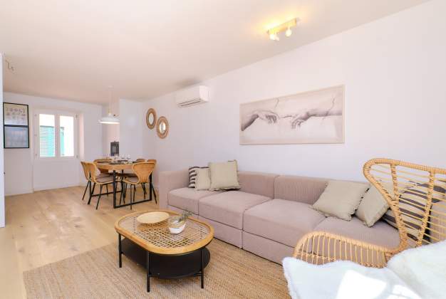 Luxury Haven of Peace, Villa Alba in the Heart of Mali Lošinj for 6