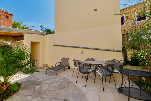 Luxury Haven of Peace, Villa Alba in the Heart of Mali Lošinj for 6