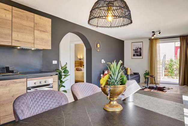 Villa Arta 2 Luxury Pool Apartment, Artatore