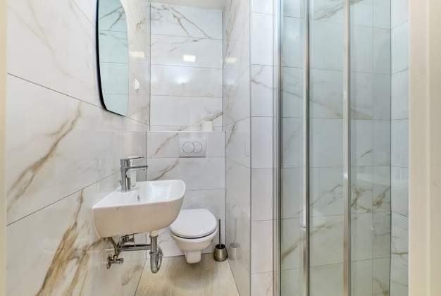 Room Iva near the beautiful Poljana bay for 3 people, Mali Lošinj, Hrvatska