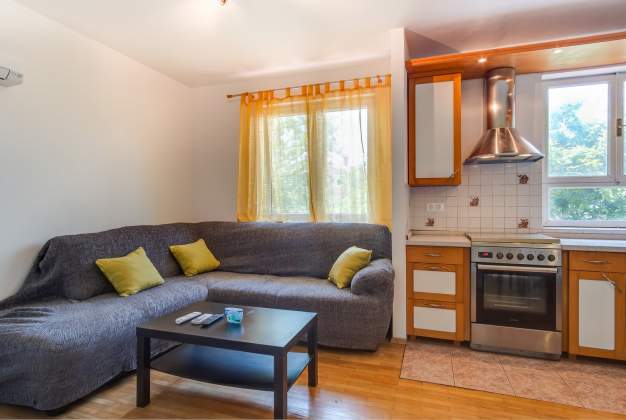 Apartman Bandalo 1 za 4 osobe na mirnoj lokaciji Mali Lošinj