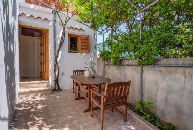 Apartment Bandalo 1 for 4 people in Malin, Mali Lošinj, Croatia