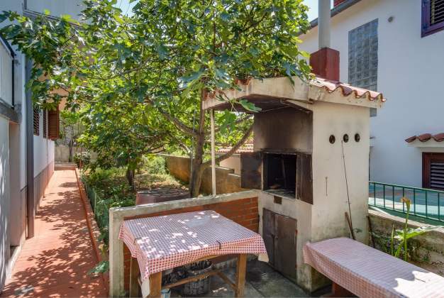 Apartman Bandalo 1 za 4 osobe na mirnoj lokaciji Mali Lošinj