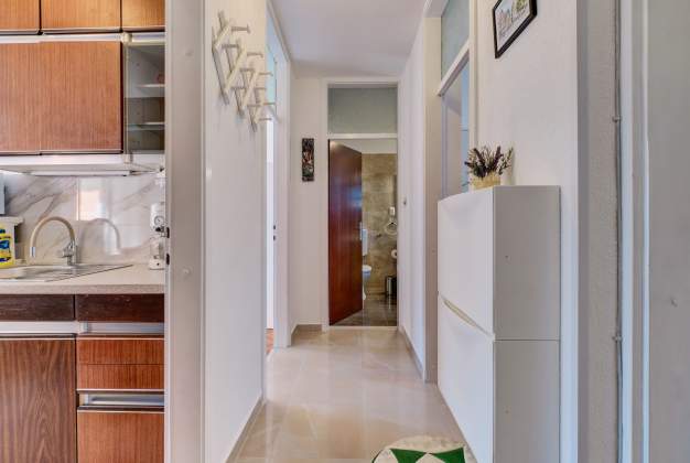 Apartment Blanka 1 vacation in a quiet location for 3 people Mali Lošinj