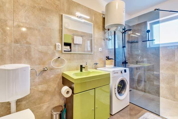 Apartment Blanka 1 vacation in a quiet location for 3 people Mali Lošinj
