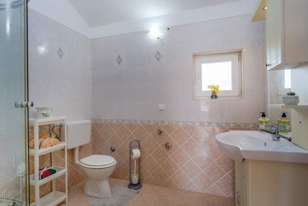 Apartment Maruči 1 Cozy Stay in Stivan, Cres  