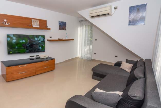 Apartment Vedrana 1, near the beach and the city center, Mali Lošinj