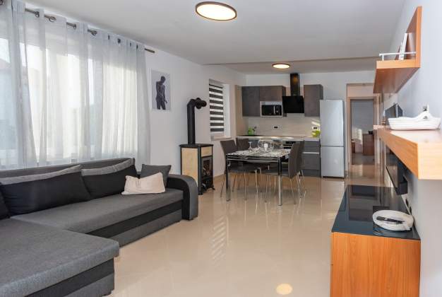 Apartment Vedrana 1, near the beach and the city center, Mali Lošinj