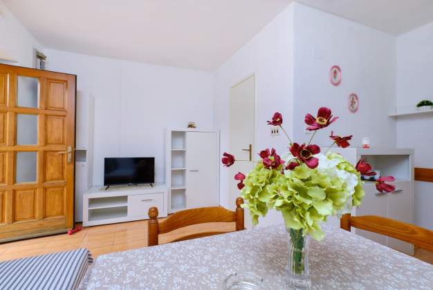 Apartment Milo 1 experience the charm of Mali Lošinj