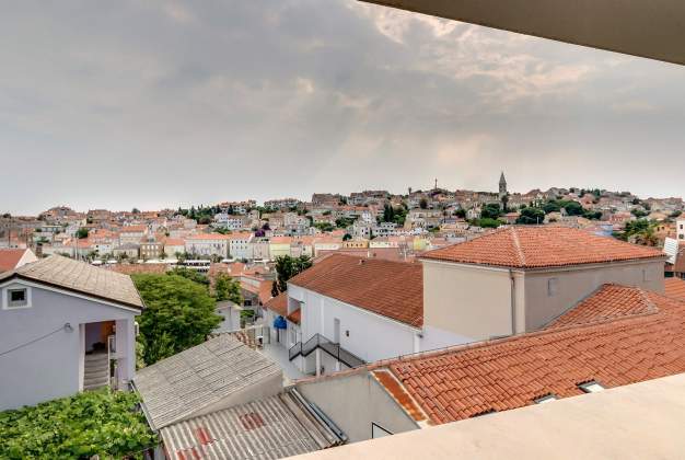 Apartma Mia, prefinjen in diskreten.za 4 osebe za popolne počitnice, Mali Lošinj.