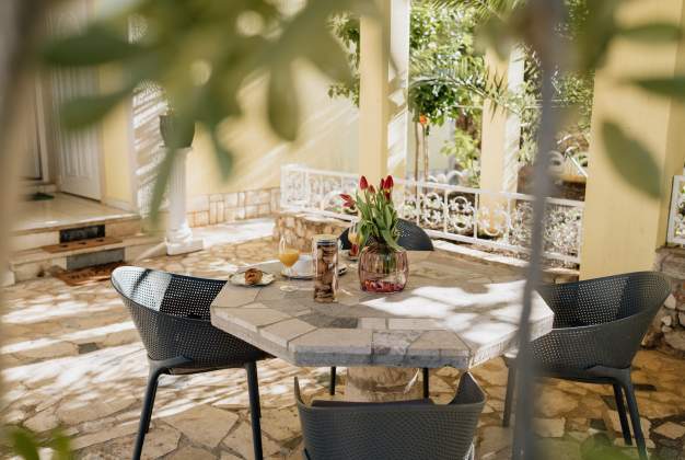 Villa Palma 2 elegant accommodation for two in Zagazine, Mali Lošinj