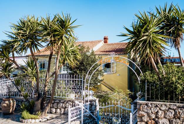 Villa Palma 3 pleasant stay for two in Zagazine, Mali Lošinj