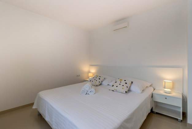 Apartment Ema, modern and elegant, for 2-4 people, Mali Lošinj.