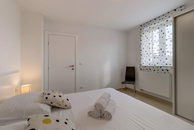 Apartment Ema, modern and elegant, for 2-4 people, Mali Lošinj.