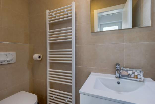 Apartment Ema, modern und elegant, für 2-4 Personen, Mali Lošinj.