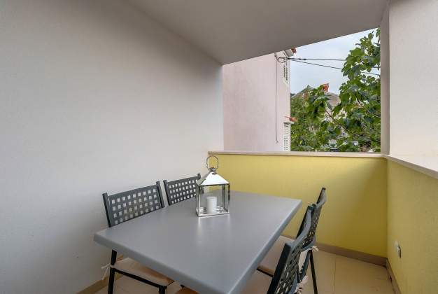 Apartment Ema, modern and elegant, for 2-4 people, Mali Lošinj.