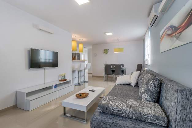 Apartment Ema, modern and elegant, for 2-4 people, Mali Lošinj.