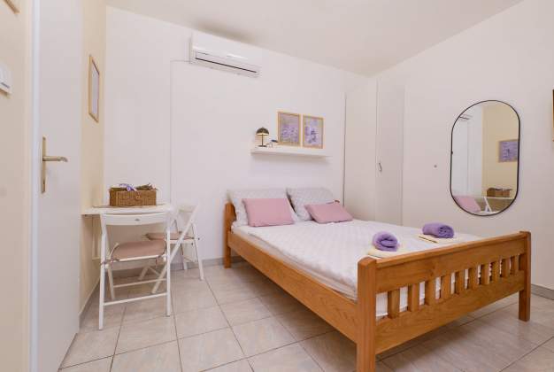 Ferienwohnung Jadranka Mali Lošinj mit Terrasse, ideal für zwei – 1
