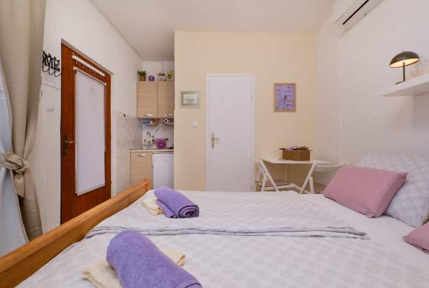 Ferienwohnung Jadranka Mali Lošinj mit Terrasse, ideal für zwei – 4