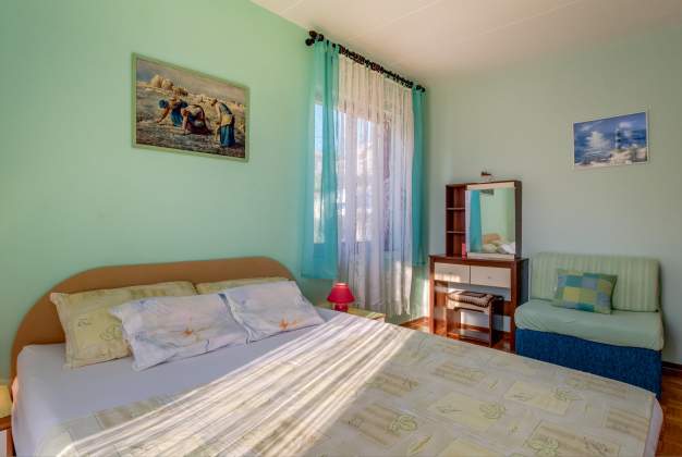 Apartman Saša s terasom – Mali Lošinj (4-6 osoba) – 2