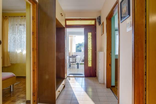 Apartman Saša s terasom – Mali Lošinj (4-6 osoba) – 10