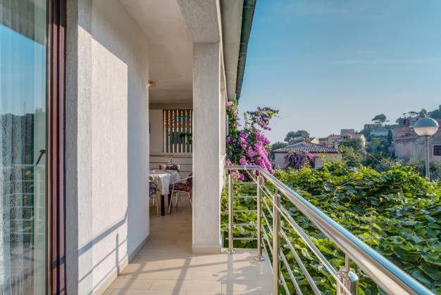 Apartman Saša s terasom – Mali Lošinj (4-6 osoba) – 25