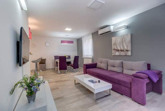 Kristian Apartment timeless elegance with the right experience for 4-5 people, Mali Lošinj