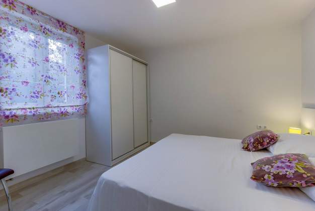 Kristian Apartment timeless elegance with the right experience for 4-5 people, Mali Lošinj