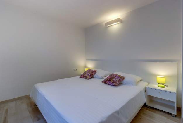 Kristian Apartment timeless elegance with the right experience for 4-5 people, Mali Lošinj