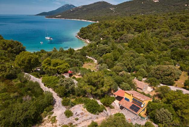 Studenčić Robinson House | Perfect Nature Retreat for 4 People – 1