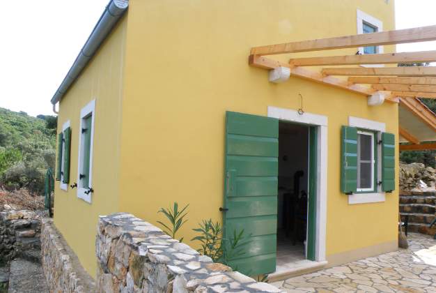 Studenčić Robinson House | Perfect Nature Retreat for 4 People