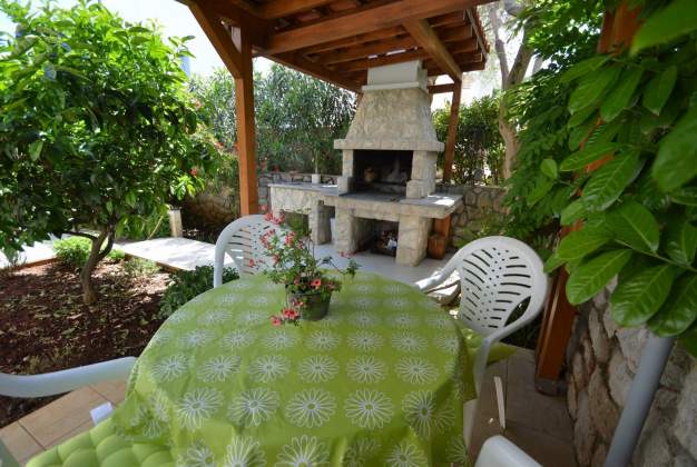 Apartment Bianca 2 relaxation in a perfect location near the sea, Mali Lošinj
