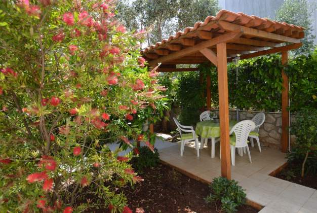 Apartment Bianca 2 relaxation in a perfect location near the sea, Mali Lošinj