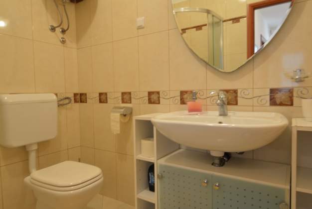 Apartment Bianca 2 relaxation in a perfect location near the sea, Mali Lošinj