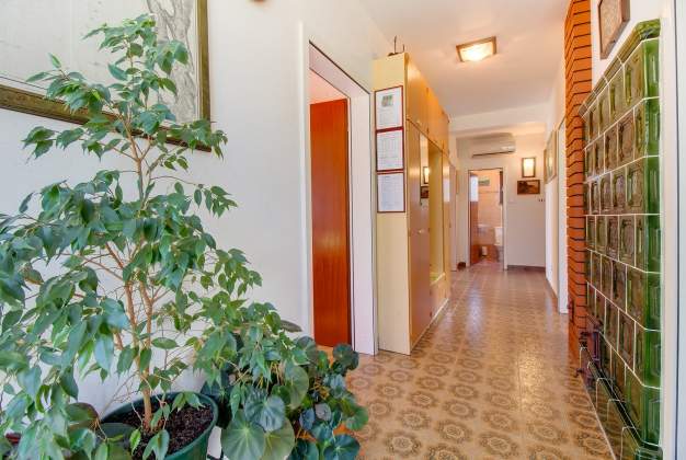 Apartment Blamax 1, spacious and comfortable accommodation in Mali Lošinj