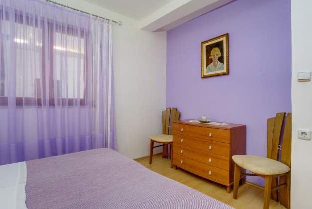 Apartmaji Blasko 1 - eleganten apartma za 4 osebe blizu morja v Artatoreju, Mali Lošinj.