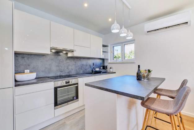 Apartment Blaž 1, pleasant location for 4 people, Mali Lošinj
