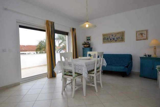 Apartment Blue Ivy 1, Stay for 3 near the beach, Mali Losinj