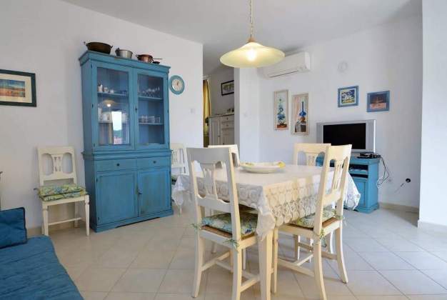 Apartment Blue Ivy 1, Stay for 3 near the beach, Mali Losinj