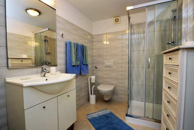 Apartment Blue Ivy 1, Stay for 3 near the beach, Mali Losinj