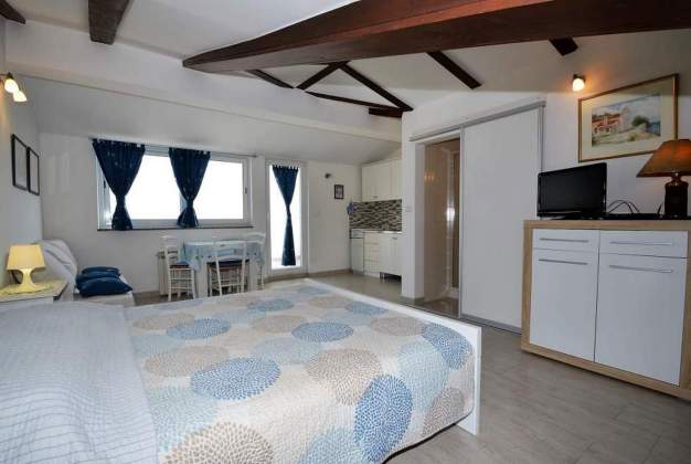 Apartment Blue Ivy 2 - Studio for 2 near the beach, Mali Losinj