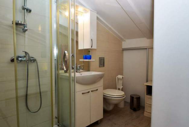 Apartment Blue Ivy 2 - Studio for 2 near the beach, Mali Losinj