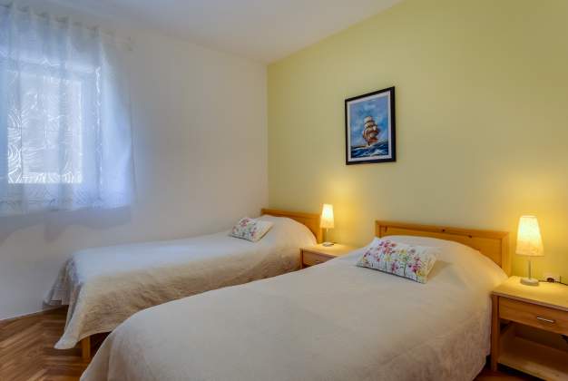 Apartment Branka 1 - Relax by the sea in Mali Losinj
