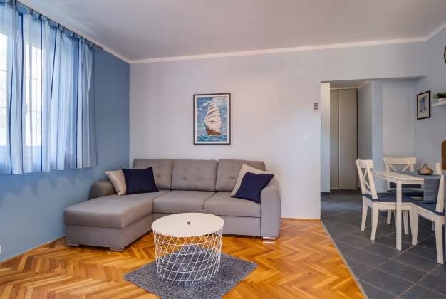 Apartment Branka 3 - Relax by the sea in Mali Lošinj